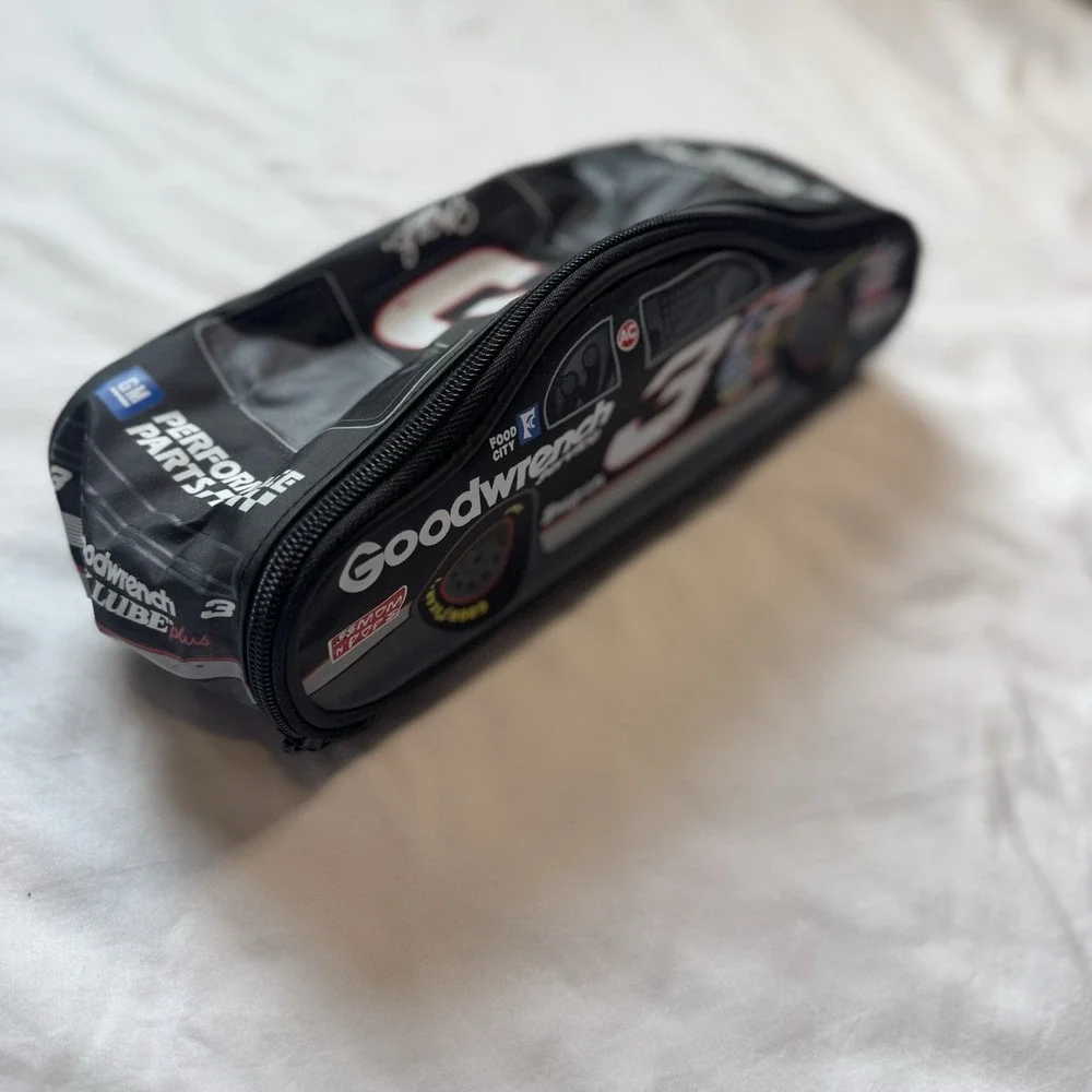 Vintage Dale Earnhardt NASCAR Goodwrench #3 Zip Tote Fanny pack